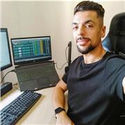 Desarrollador full-stack con experiencia y en constante formación